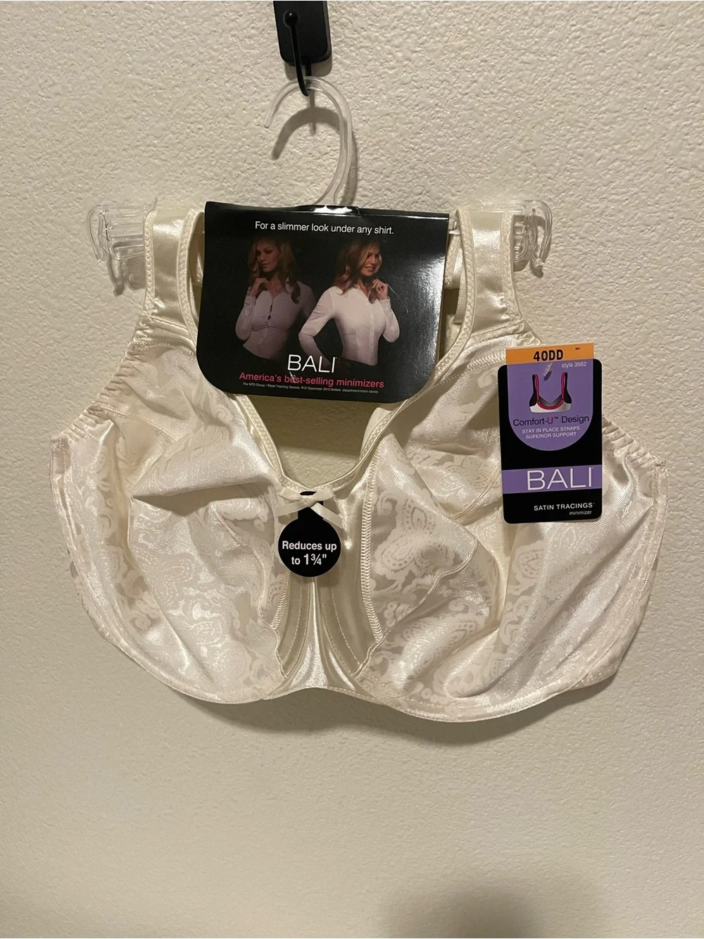 Bali Satin Tracings Minimizer Bra in Ivory